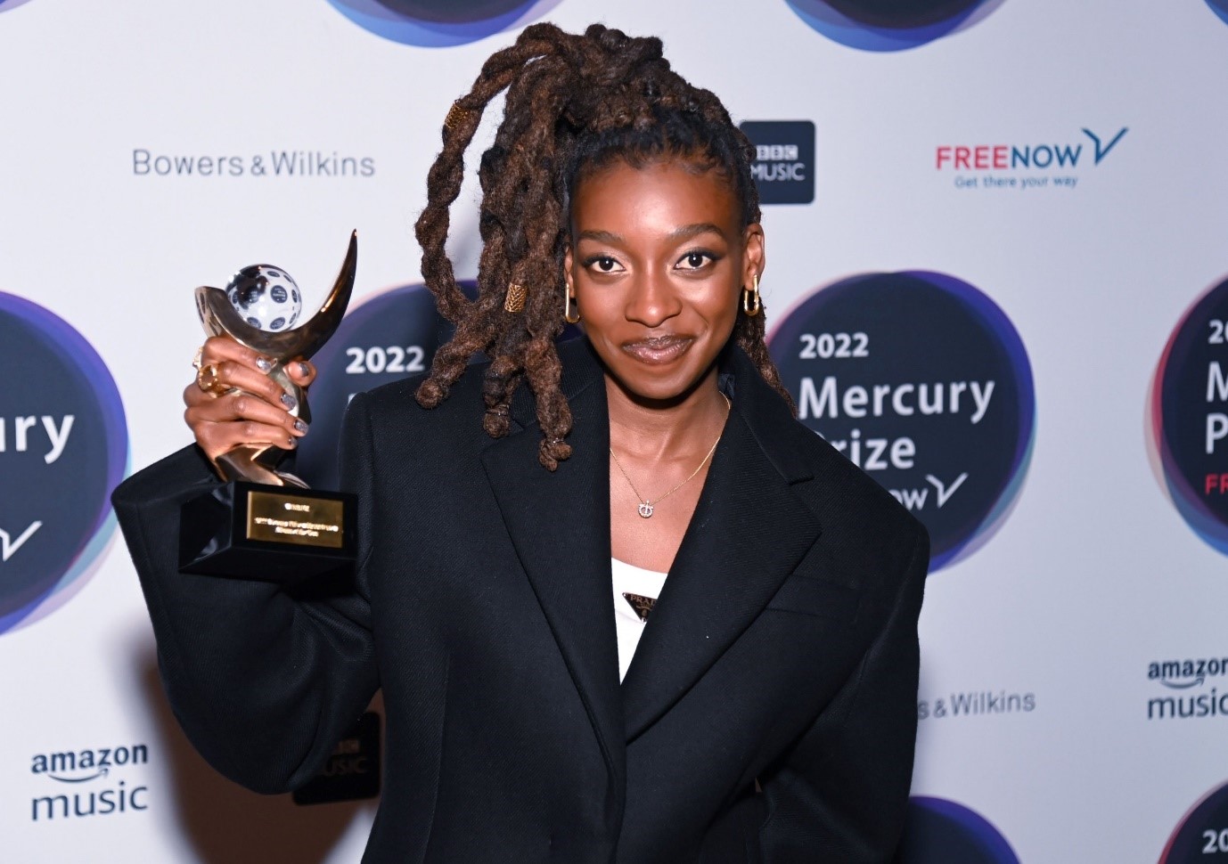 Little Simz flaunting her award